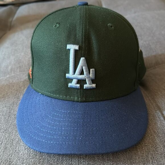 Los Angeles Dodgers New Era Logo 59 Mens Fitted Baseball Cap. Size 7.25 in. - Picture 1 of 10